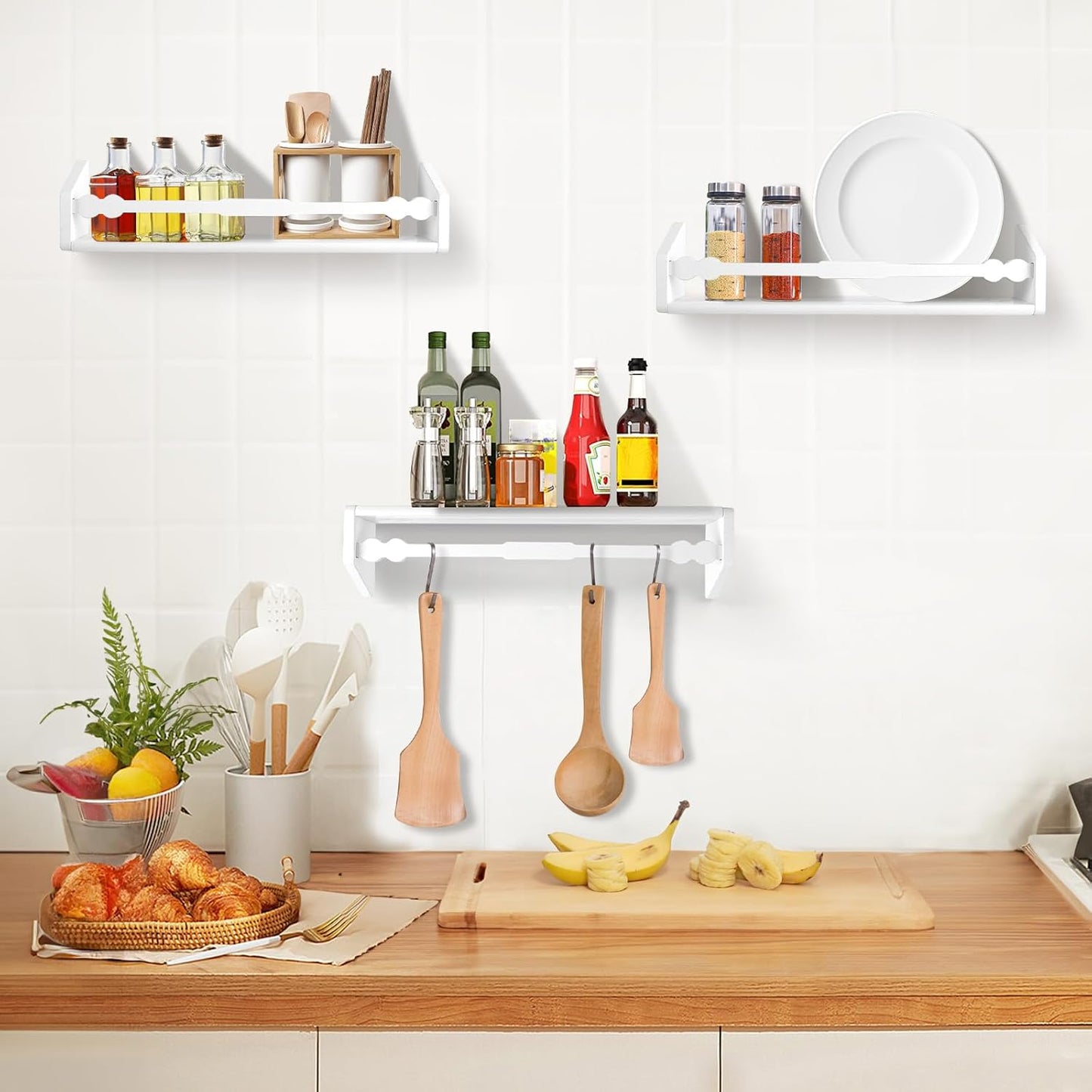 comfoyar Nursery Book Shelves Set of 3, 15.7 Inch Solid Pine Floating Shelves for Wall, Hanging Bookshelf for Kids Boys Girls Baby, Decoration for Bedroom Kitchen Bathroom Playroom, White