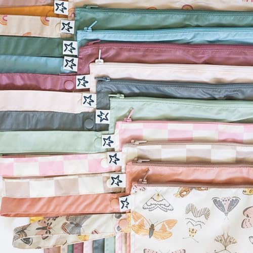 Tiny Twinkle Mess proof Waterproof Wet Dry Bag,2pk Reusable Wet Bags for Swimsuits&Baby Clothes,Leakproof Wet Bag,Waterproof Bag for Travel&Diaper bag,Wet Bags for Baby (Petite Safari)