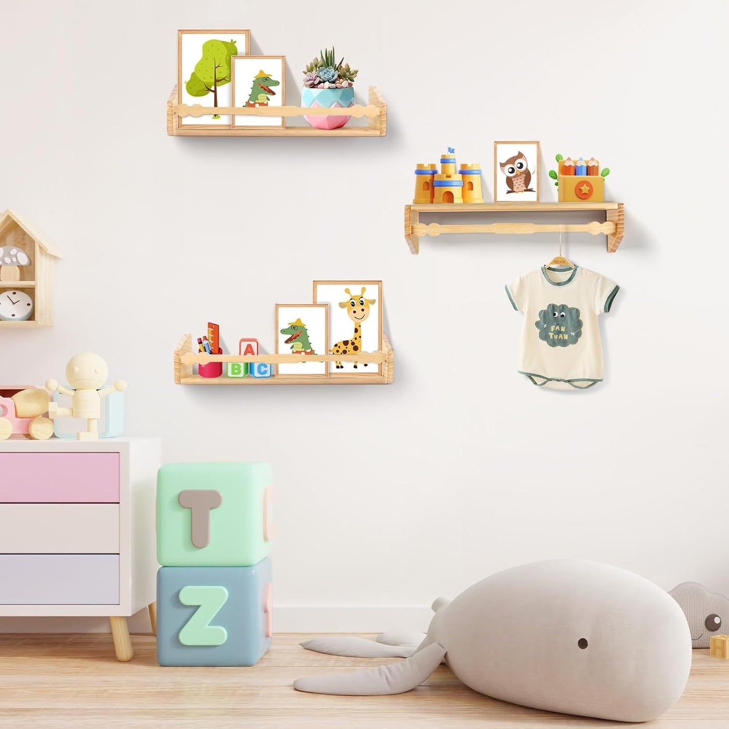 comfoyar Nursery Book Shelves Set of 3, 15.7 Inch Solid Pine Floating Shelves for Wall, Hanging Bookshelf for Kids Boys Girls Baby, Decoration for Bedroom Kitchen Bathroom Playroom, Natural