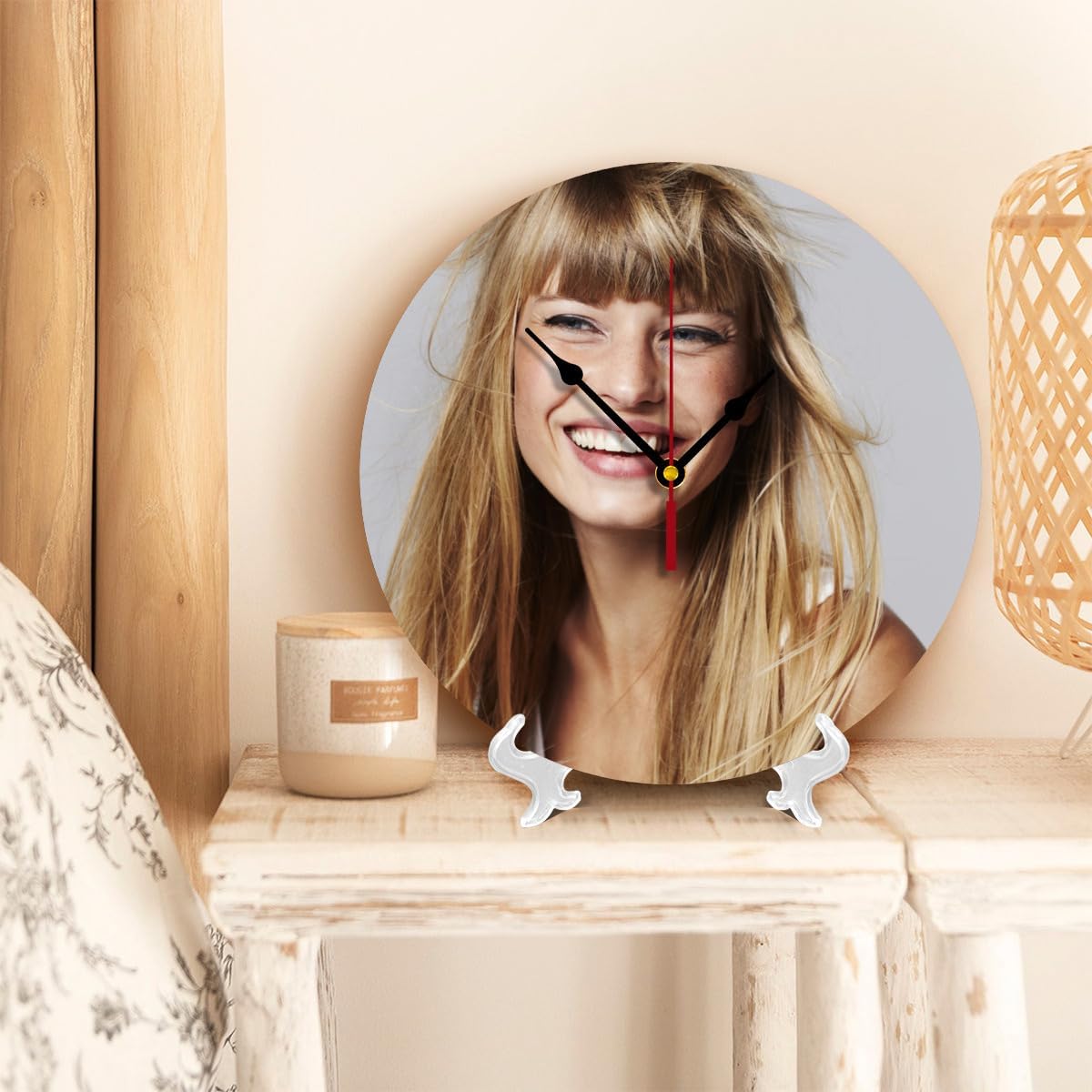 Generic Custom Clocks for Walls Personalized Clocks with Picture, 10inch-25cm Round Silent Wall Clock, Modern Style for Living Room, Unisex, Indoor Use, PVC Material