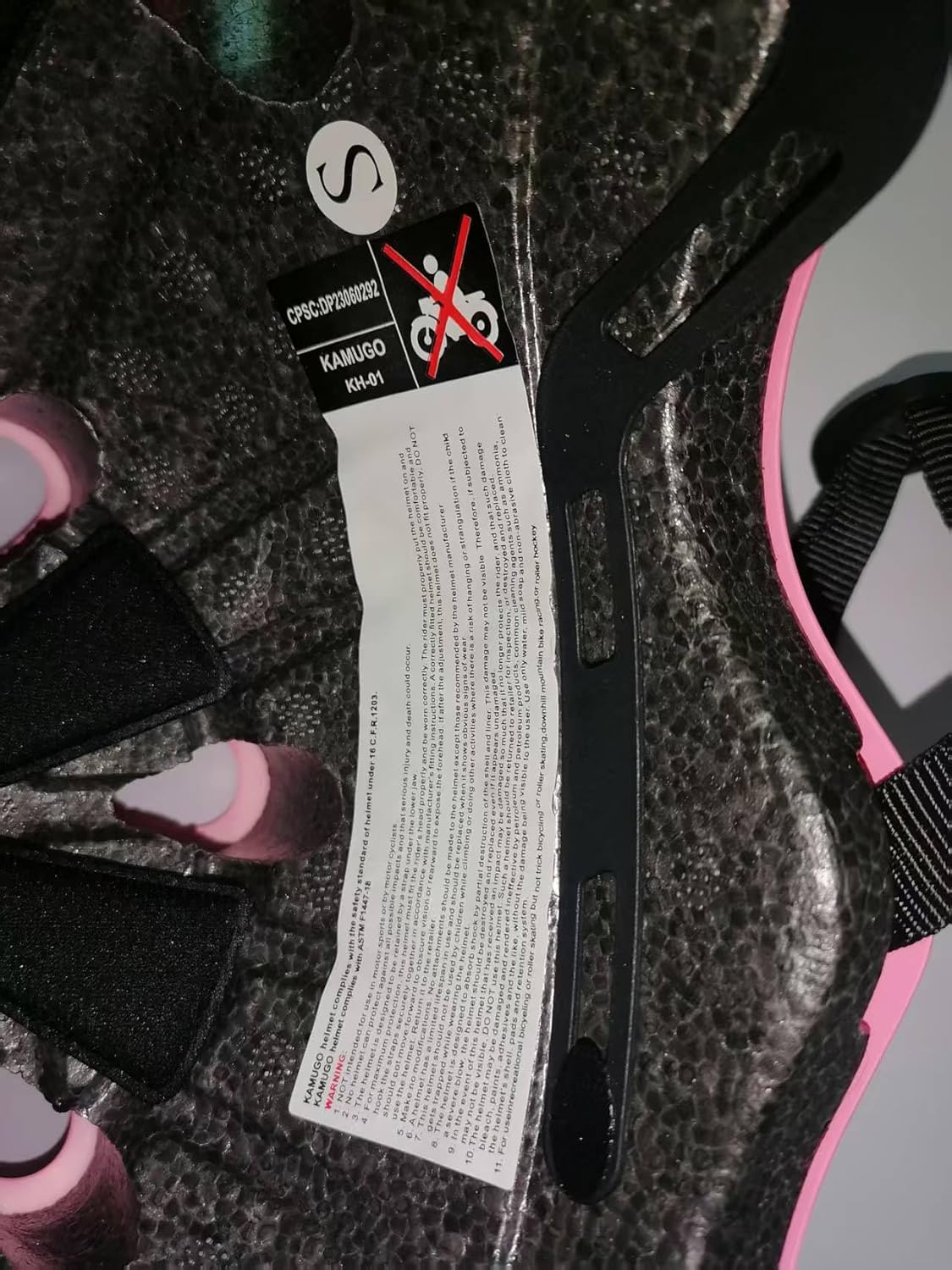 KAMUGO Kids Bike Helmet, Toddler Helmet for Ages 2-8 Boys Girls with Sports Protective Gear Set Knee Elbow Wrist Pads for Skateboard Cycling Scooter Rollerblading