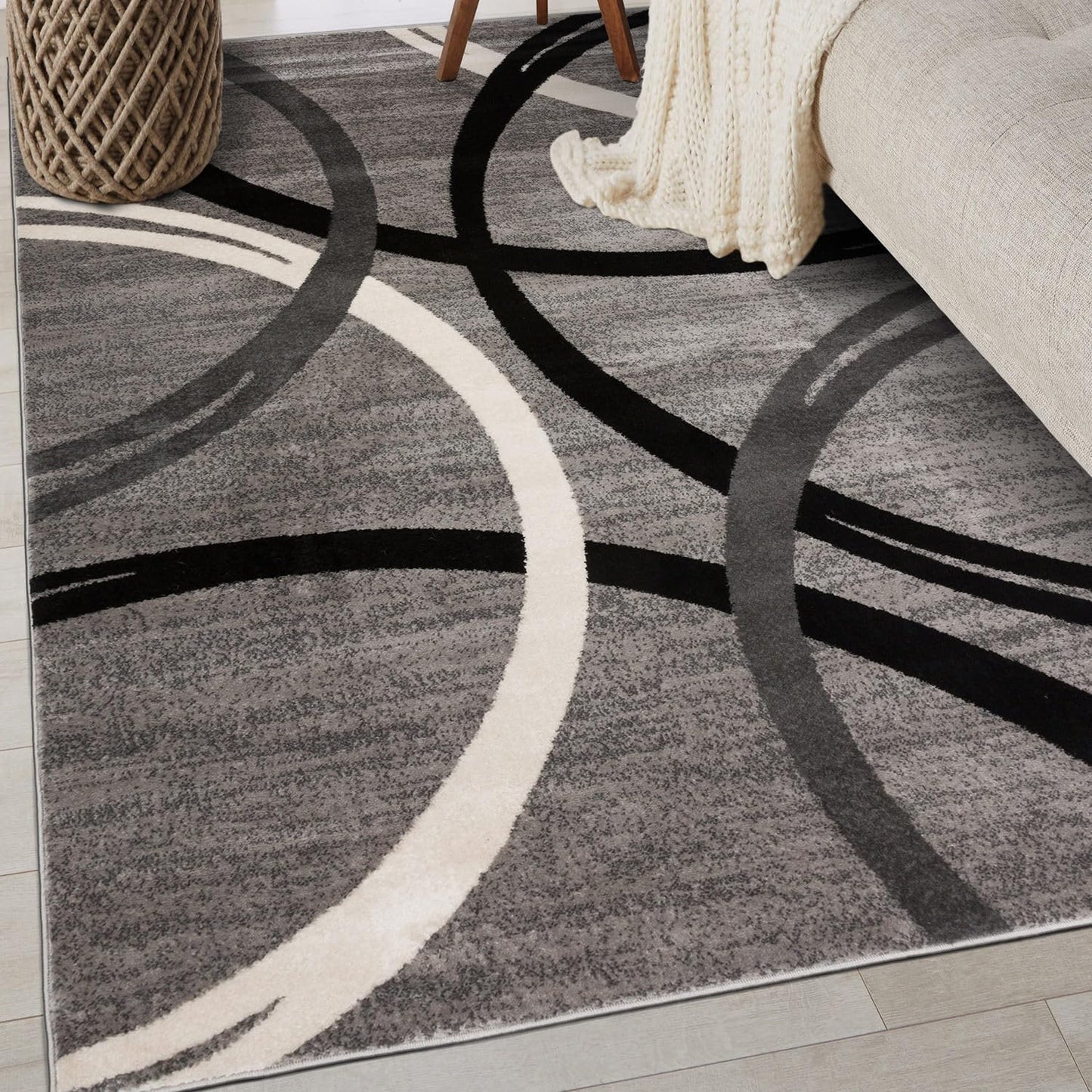 Rugshop Modern Wavy Circles Design Area Rug 4' x 6' Gray