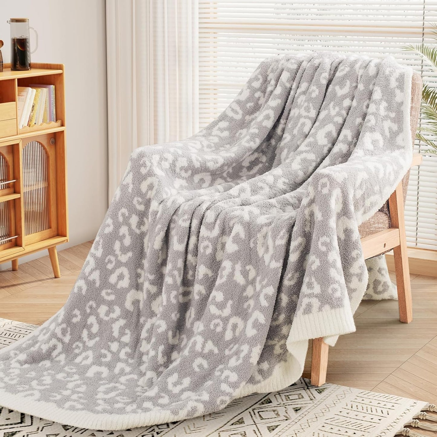 NEXHOME PRO Leopard Soft Blanket, Fuzzy Throw Blanket for Couch Bed Sofa Picnic, Knit Blankets for Women Gifts Grey 50 x 60 inches