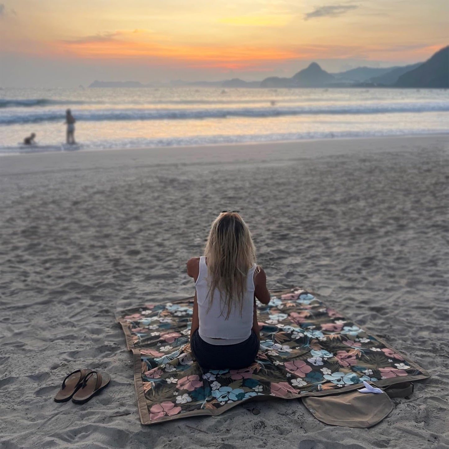 Little Unicorn 5'x10' XL Outdoor Family Picnic & Beach Blanket | Durable & Water-Resistant Fabric | Compact Fold & Easily Wipes Clean | Zipper Pocket (Hibiscus)