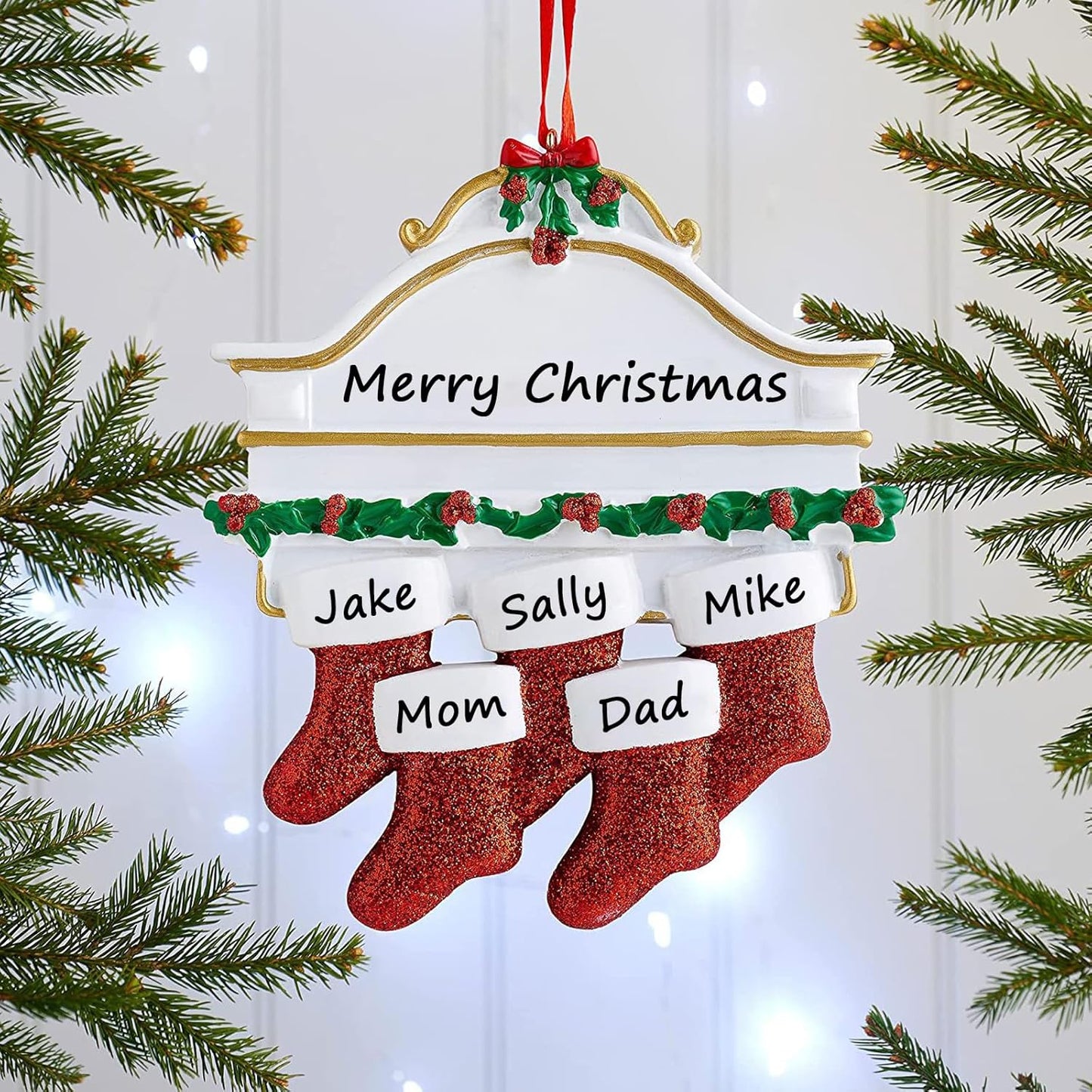 Personalized Christmas Ornaments 2025 Family of 2/3/4/5/6/7/8 Custom Christmas Stocking Ornament with Names Customized Ornaments for Xmas Tree,Family of 4