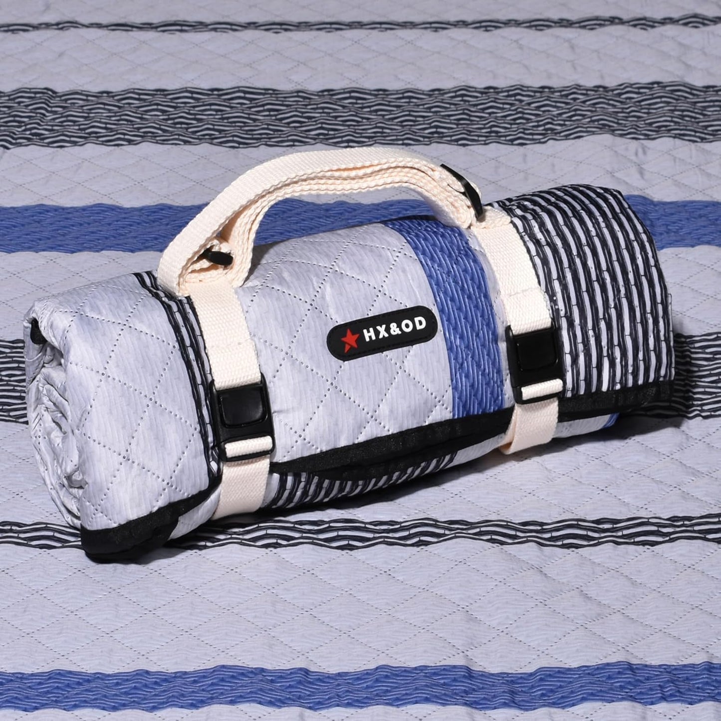 Waterproof Picnic Mat, Outdoor Camping Oversized Field Blanket. Portable Thickened Camping Blanket, Suitable for Beach, Camping, Music Festival, Party, Outdoor Adventure. (Black&Blue&White, 80”x60”)