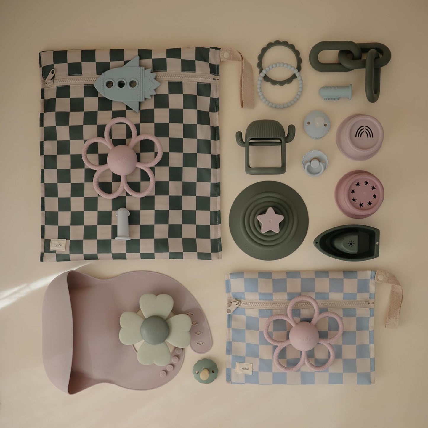 mushie Water Resistant Wet Bags | Large & Small Reusable Storage Bag for Baby Items and Travel | Zippered Pockets with Handle | Machine Washable, Set of 2 (Blue Check)