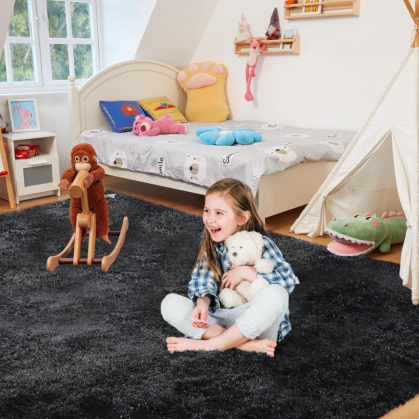 Ultra Soft Rug for Living Room, 4X6 Fluffy Shag Area Rug for Bedroom, Modern Shaggy Carpets Fuzzy Rug for Teens Dorm Nursery Home Decor Aesthetic, Upgrade Anti-Skid Durable, Black