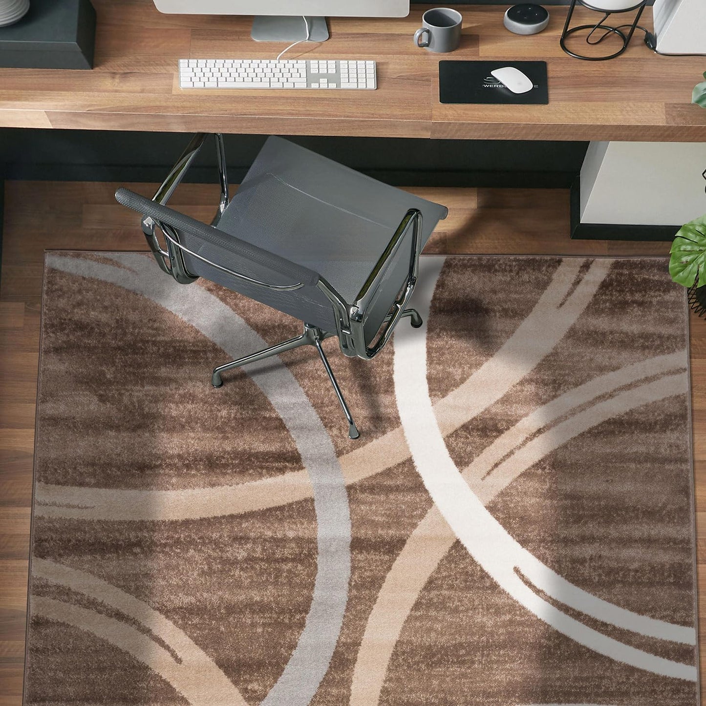 Rugshop Modern Wavy Circles Design Area Rug 4' x 6' Brown